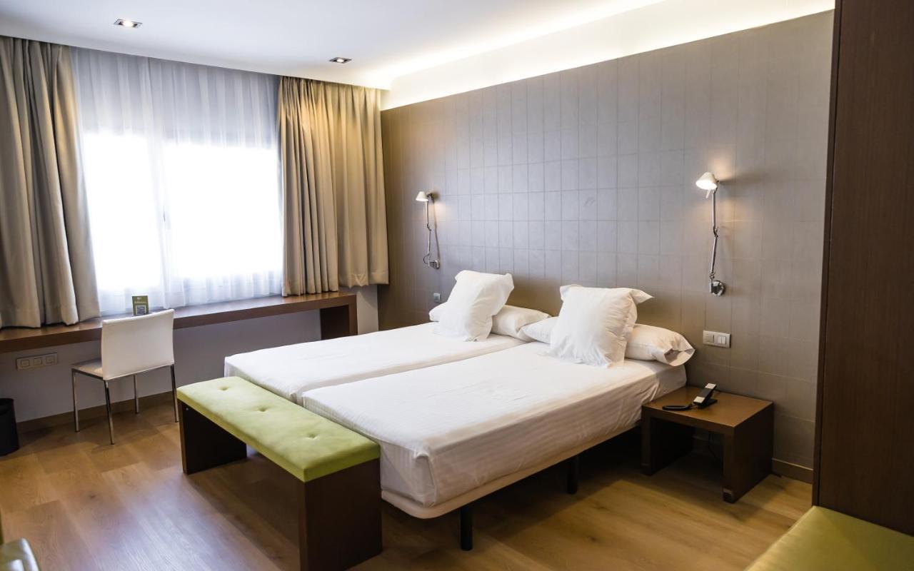 Hotel Veracruz Plaza & Spa Valdepeñas Kültér fotó