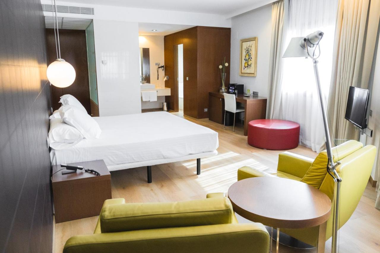 Hotel Veracruz Plaza & Spa Valdepeñas Kültér fotó