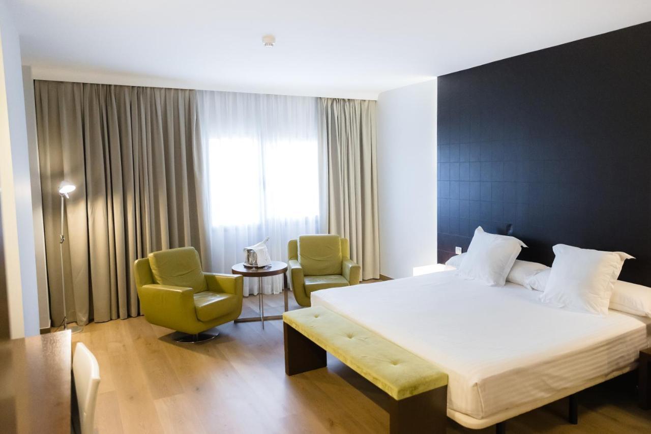 Hotel Veracruz Plaza & Spa Valdepeñas Kültér fotó