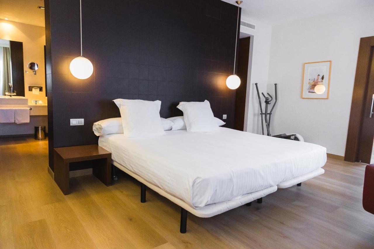 Hotel Veracruz Plaza & Spa Valdepeñas Kültér fotó
