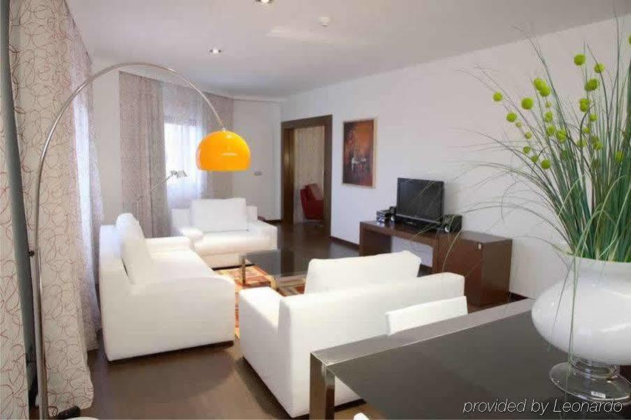 Hotel Veracruz Plaza & Spa Valdepeñas Szoba fotó