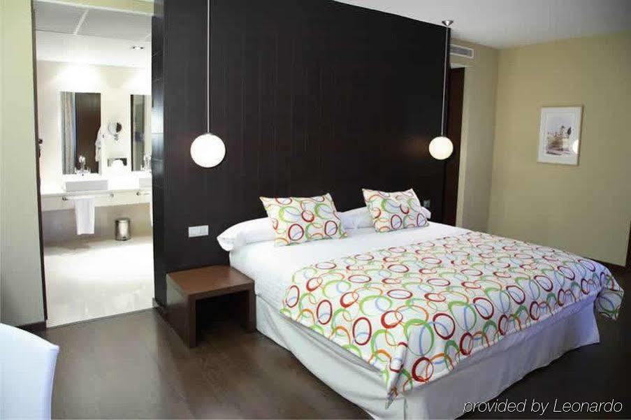 Hotel Veracruz Plaza & Spa Valdepeñas Szoba fotó