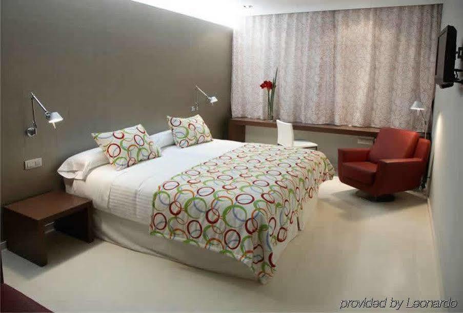 Hotel Veracruz Plaza & Spa Valdepeñas Szoba fotó