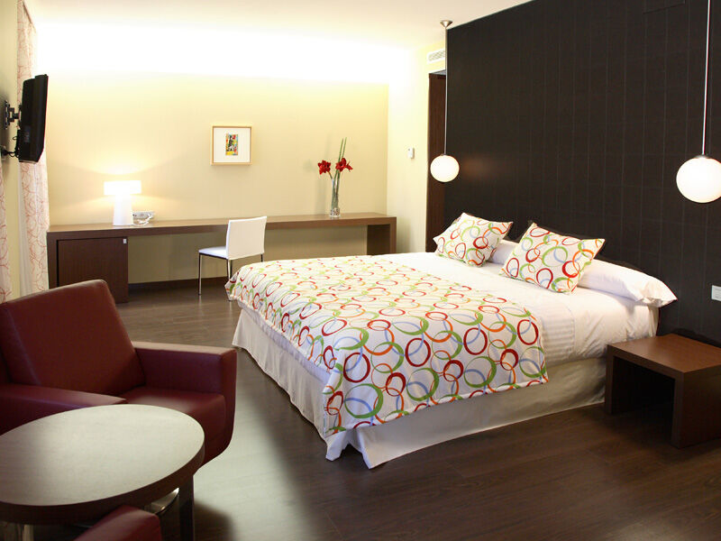 Hotel Veracruz Plaza & Spa Valdepeñas Kültér fotó