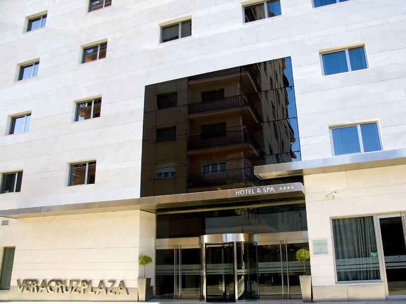 Hotel Veracruz Plaza & Spa Valdepeñas Kültér fotó